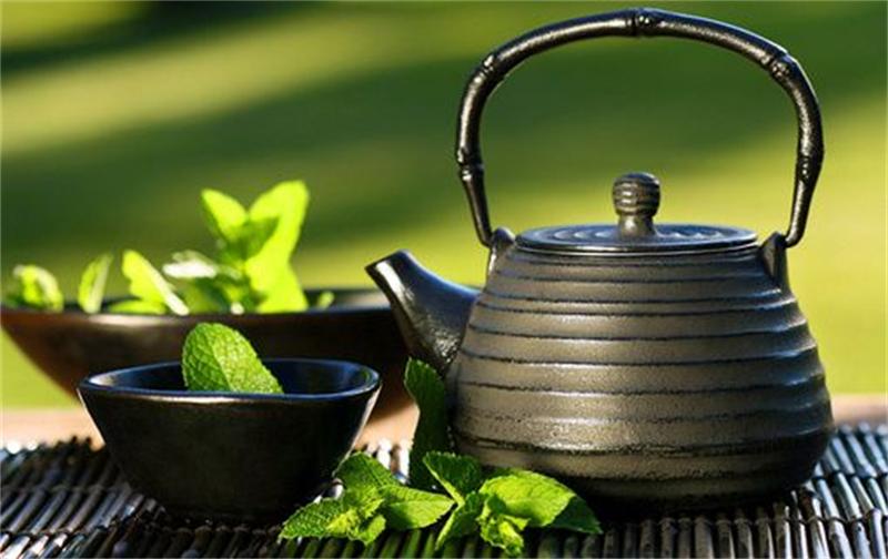 Lavanderia com sabão em pó, fácil de remover manchas de chá